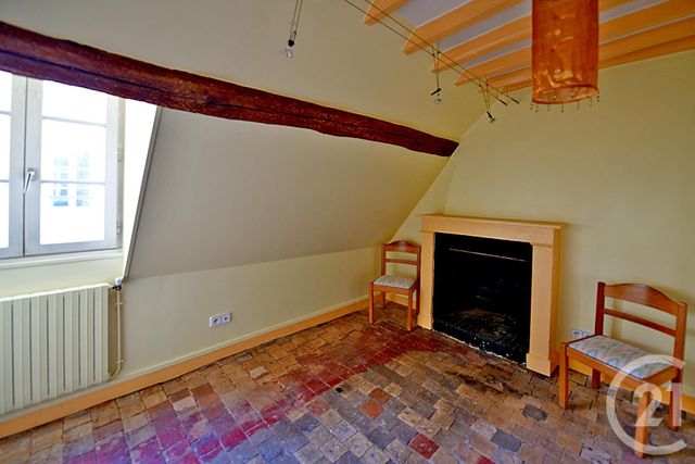 Maison &agrave; louer - 5 pi&egrave;ces - 115 m2 - Chateaudun - 28 - CENTRE