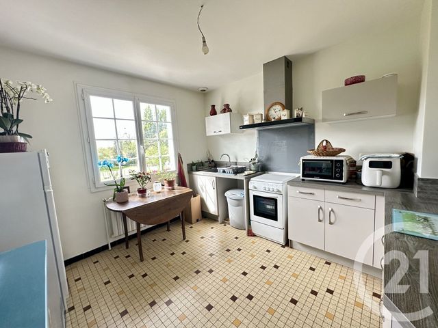Maison &agrave; vendre - 3 pi&egrave;ces - 76,03 m2 - La Bazoche Gouet - 28 - CENTRE