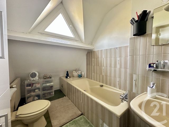 Maison à vendre - 7 pièces - 164,59 m2 - Brou - 28 - CENTRE