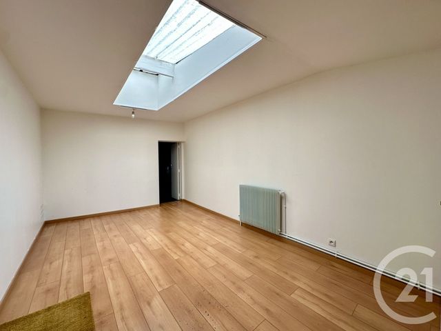 Maison à vendre - 5 pièces - 161,90 m2 - Brou - 28 - CENTRE