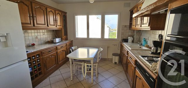 Maison à vendre - 5 pièces - 123 m2 - Bonneval - 28 - CENTRE