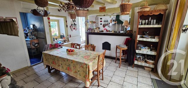 Maison à vendre - 6 pièces - 160 m2 - Voves - 28 - CENTRE