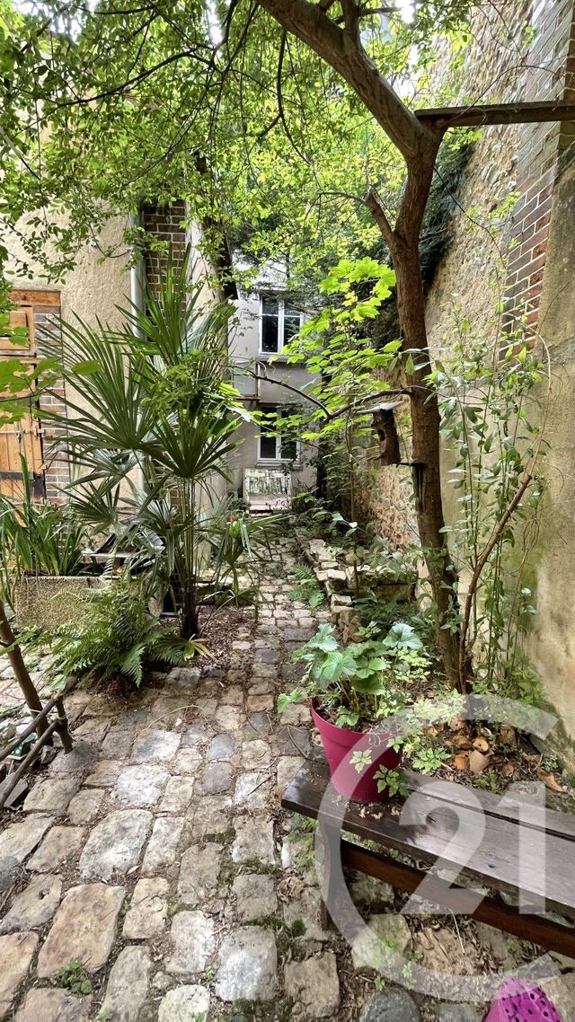 Maison à vendre - 4 pièces - 136 m2 - Bonneval - 28 - CENTRE