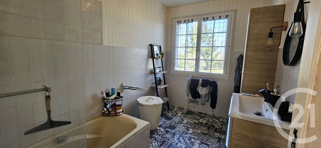 Maison à vendre - 5 pièces - 140,50 m2 - Bonneval - 28 - CENTRE