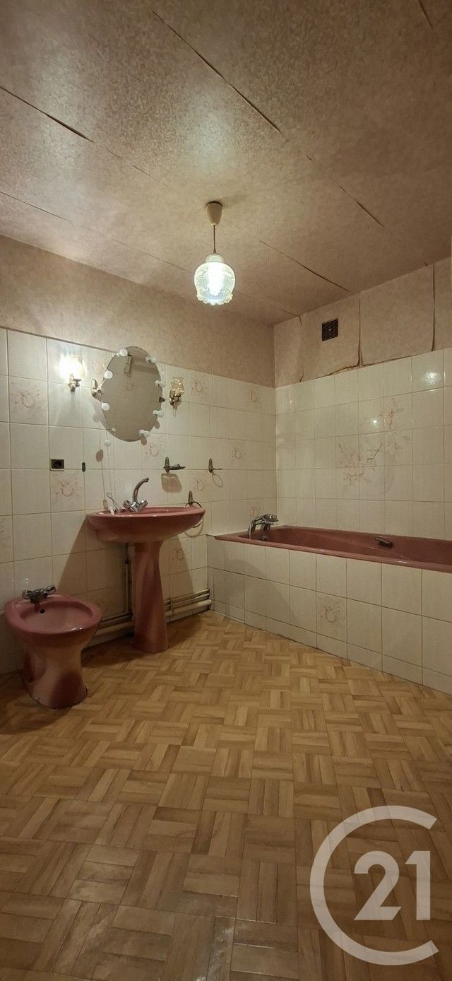 Maison &agrave; vendre - 4 pi&egrave;ces - 191,50 m2 - Bonneval - 28 - CENTRE