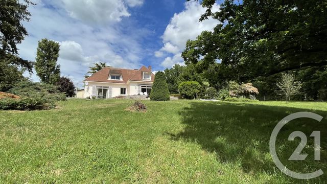 Maison &agrave; vendre - 5 pi&egrave;ces - 195,87 m2 - St Maur Sur Le Loir - 28 - CENTRE