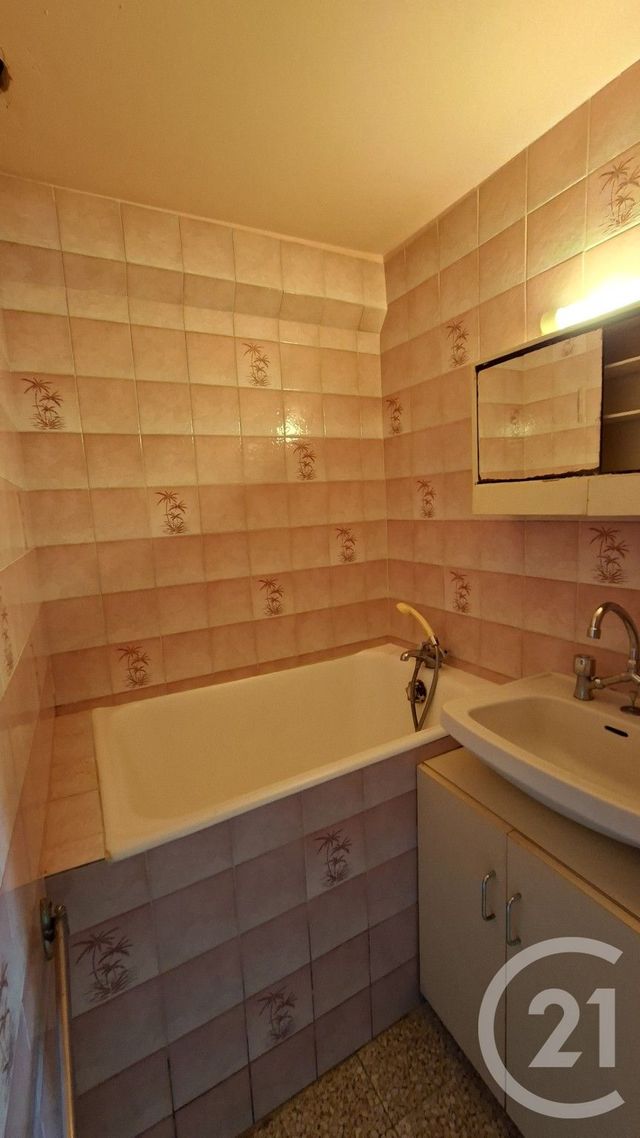 Maison &agrave; vendre - 2 pi&egrave;ces - 59,98 m2 - Bonneval - 28 - CENTRE