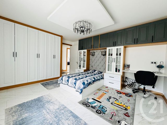 Maison à vendre - 7 pièces - 357 m2 - Coueron - 44 - PAYS-DE-LOIRE