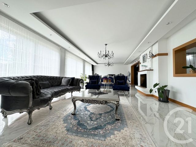 Maison à vendre - 7 pièces - 357 m2 - Coueron - 44 - PAYS-DE-LOIRE