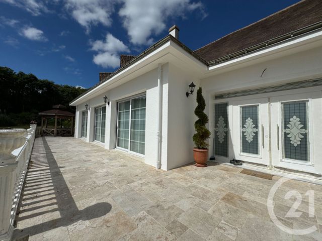 Maison à vendre - 7 pièces - 357 m2 - Coueron - 44 - PAYS-DE-LOIRE