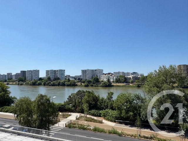 Appartement T4 à vendre - 4 pièces - 92 m2 - St Sebastien Sur Loire - 44 - PAYS-DE-LOIRE