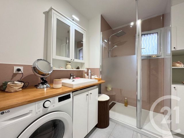 Appartement T4 à vendre - 4 pièces - 70 m2 - Sautron - 44 - PAYS-DE-LOIRE