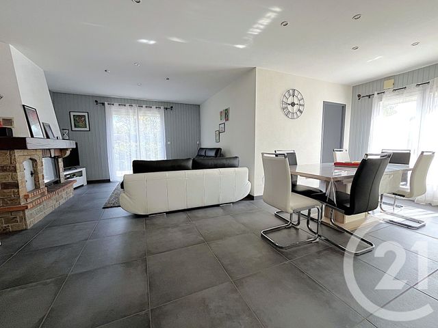 Maison à vendre - 5 pièces - 125,17 m2 - Grandchamps Des Fontaines - 44 - PAYS-DE-LOIRE