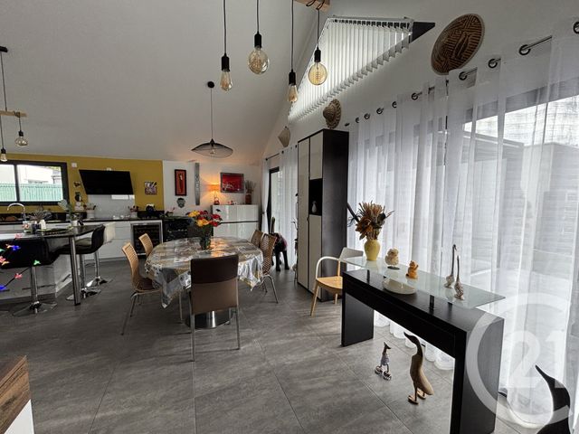 Maison à vendre - 5 pièces - 112,37 m2 - Grandchamps Des Fontaines - 44 - PAYS-DE-LOIRE