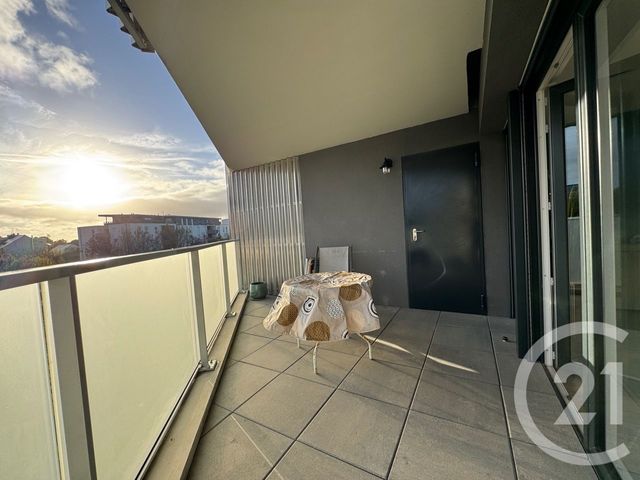 Appartement à vendre - 4 pièces - 75,69 m2 - Coueron - 44 - PAYS-DE-LOIRE