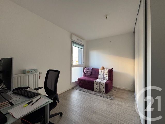 Appartement à vendre - 4 pièces - 75,69 m2 - Coueron - 44 - PAYS-DE-LOIRE