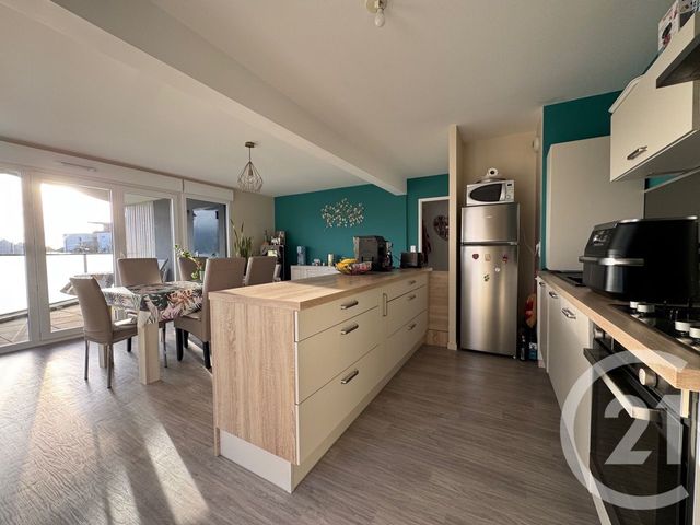 Appartement à vendre - 4 pièces - 75,69 m2 - Coueron - 44 - PAYS-DE-LOIRE