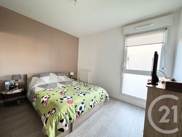 Appartement à vendre - 4 pièces - 75,69 m2 - Coueron - 44 - PAYS-DE-LOIRE