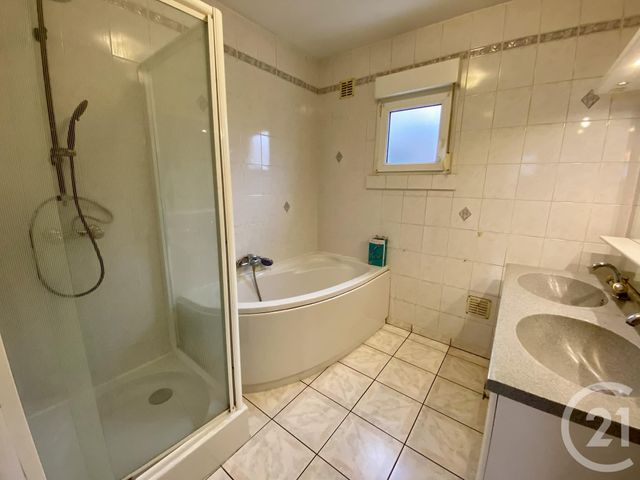 Appartement F4 &agrave; louer - 4 pi&egrave;ces - 75,23 m2 - Algrange - 57 - LORRAINE