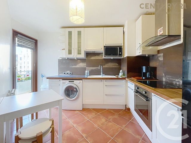 Appartement F3 à vendre - 3 pièces - 77 m2 - Puteaux - 92 - ILE-DE-FRANCE