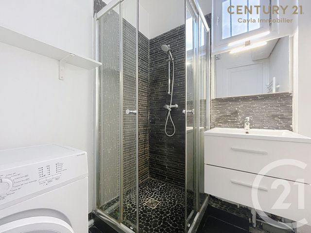 Appartement F2 à louer - 2 pièces - 41,12 m2 - Puteaux - 92 - ILE-DE-FRANCE