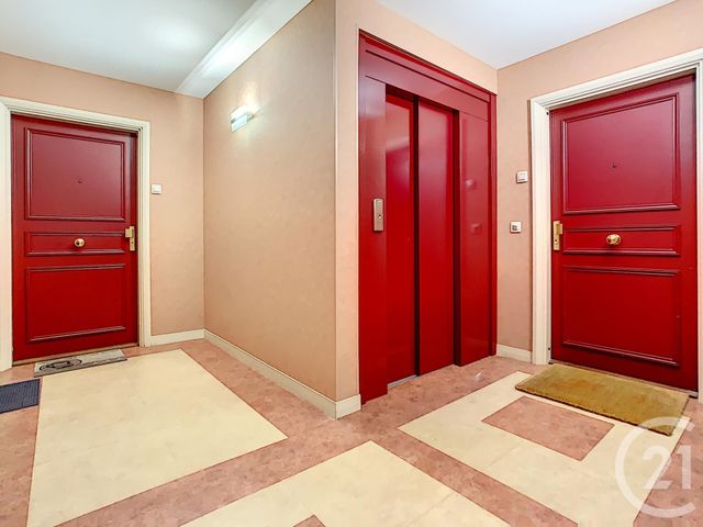 Appartement à vendre - 2 pièces - 50,06 m2 - Puteaux - 92 - ILE-DE-FRANCE