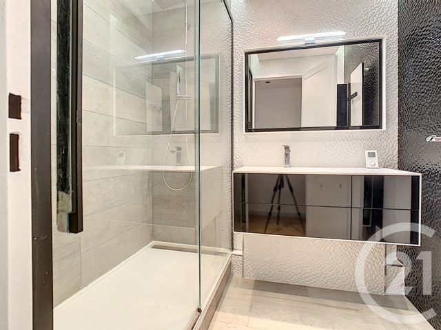 Appartement a louer puteaux - 3 pièce(s) - 73.6 m2 - Surfyn