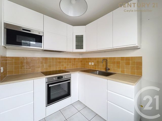 Appartement F2 à louer - 2 pièces - 45,30 m2 - Puteaux - 92 - ILE-DE-FRANCE