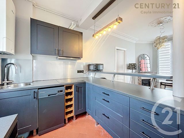 Appartement F2 à louer - 2 pièces - 45,87 m2 - Suresnes - 92 - ILE-DE-FRANCE