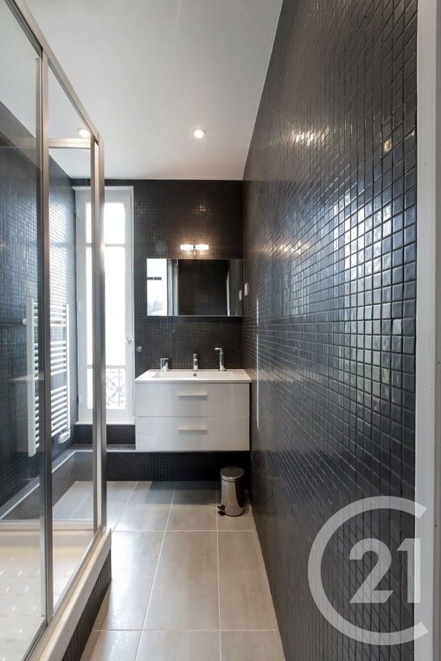Appartement F1 &agrave; louer - 1 pi&egrave;ce - 24,40 m2 - Levallois Perret - 92 - ILE-DE-FRANCE
