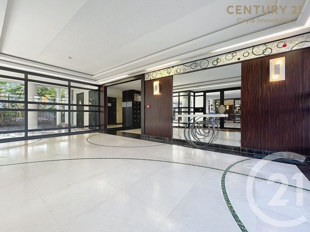 Appartement F4 &agrave; louer - 4 pi&egrave;ces - 86,31 m2 - Suresnes - 92 - ILE-DE-FRANCE