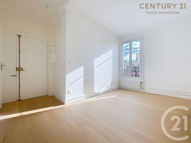 Appartement F4 &agrave; louer - 4 pi&egrave;ces - 70,06 m2 - Puteaux - 92 - ILE-DE-FRANCE