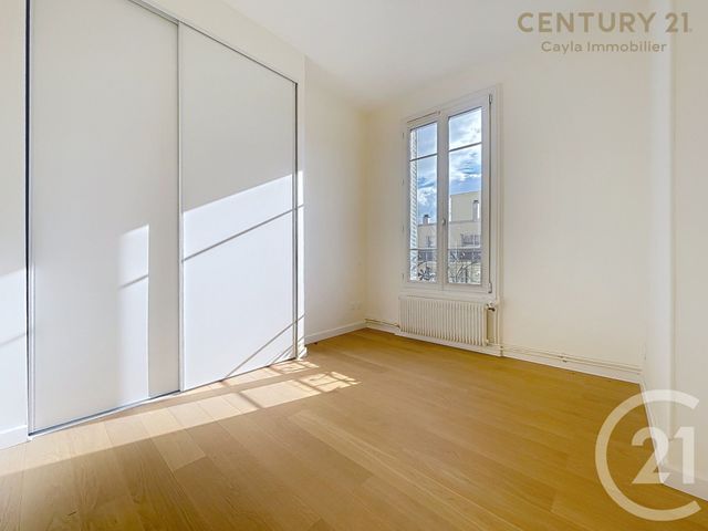 Appartement F4 &agrave; louer - 4 pi&egrave;ces - 70,06 m2 - Puteaux - 92 - ILE-DE-FRANCE