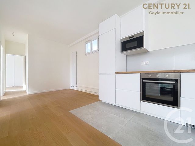 Appartement F4 &agrave; louer - 4 pi&egrave;ces - 70,06 m2 - Puteaux - 92 - ILE-DE-FRANCE