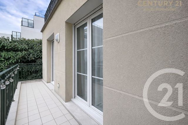 Appartement F2 &agrave; louer - 2 pi&egrave;ces - 46,37 m2 - Suresnes - 92 - ILE-DE-FRANCE
