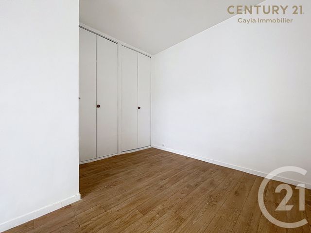 Appartement F1 &agrave; louer - 1 pi&egrave;ce - 29,74 m2 - Puteaux - 92 - ILE-DE-FRANCE