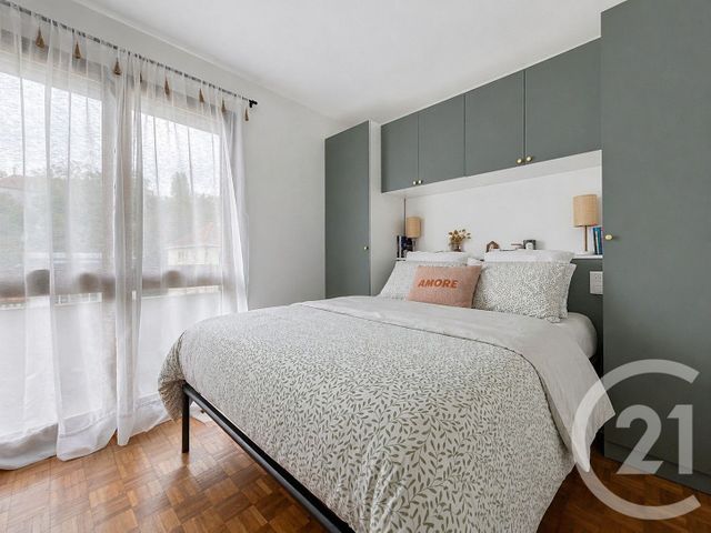 Appartement F2 &agrave; louer - 2 pi&egrave;ces - 45,30 m2 - Puteaux - 92 - ILE-DE-FRANCE