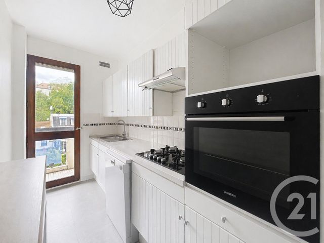 Appartement F2 &agrave; louer - 2 pi&egrave;ces - 45,30 m2 - Puteaux - 92 - ILE-DE-FRANCE