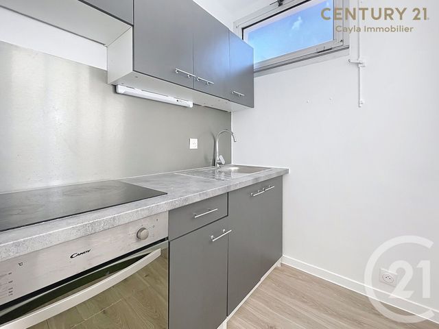 Appartement F1 &agrave; louer - 1 pi&egrave;ce - 26,48 m2 - Nanterre - 92 - ILE-DE-FRANCE