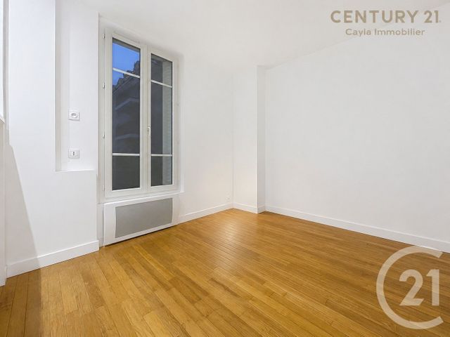 Appartement F1 &agrave; louer - 1 pi&egrave;ce - 16,35 m2 - Puteaux - 92 - ILE-DE-FRANCE