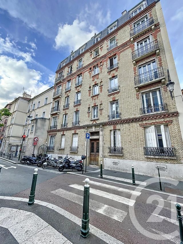 Appartement Studio &agrave; louer - 1 pi&egrave;ce - 15,75 m2 - Puteaux - 92 - ILE-DE-FRANCE