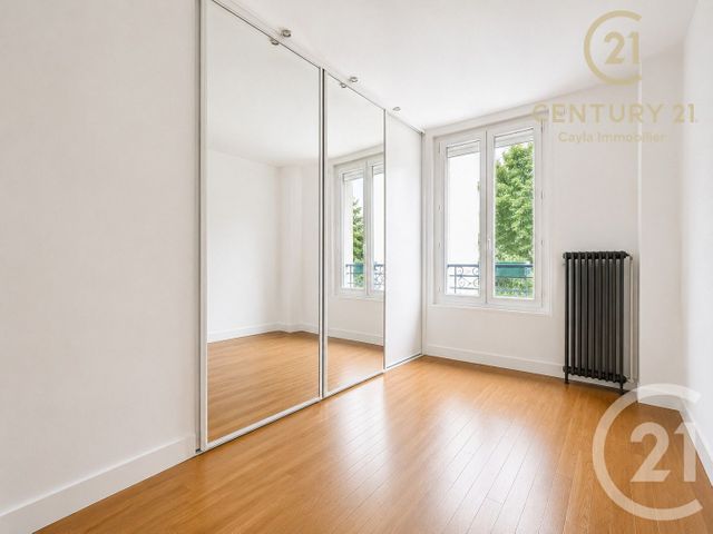 Appartement F3 &agrave; louer - 3 pi&egrave;ces - 93,10 m2 - Puteaux - 92 - ILE-DE-FRANCE