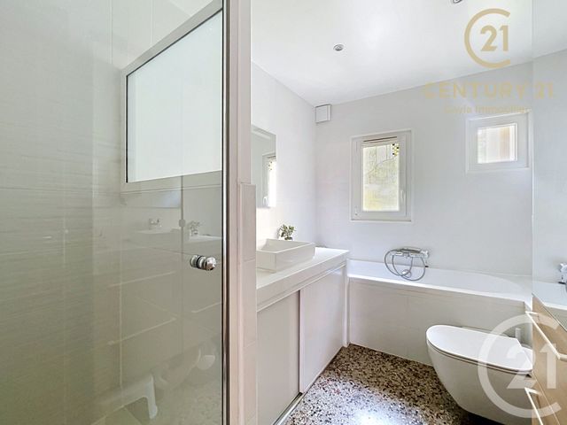 Appartement F3 &agrave; louer - 3 pi&egrave;ces - 93,10 m2 - Puteaux - 92 - ILE-DE-FRANCE