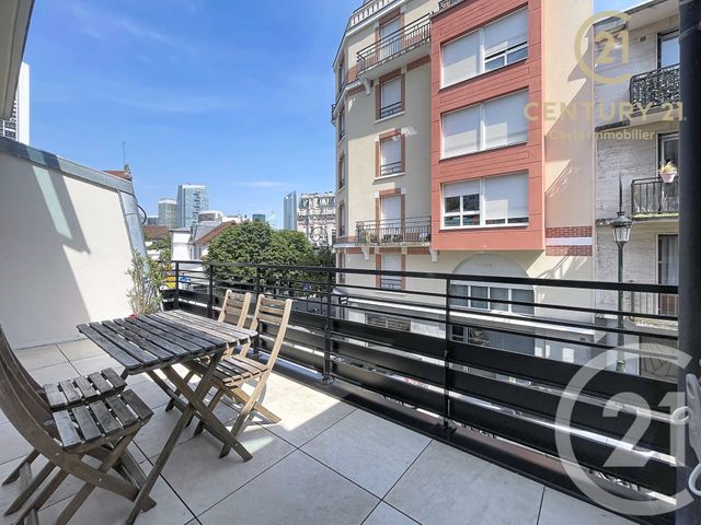 Appartement F3 &agrave; louer - 3 pi&egrave;ces - 93,10 m2 - Puteaux - 92 - ILE-DE-FRANCE