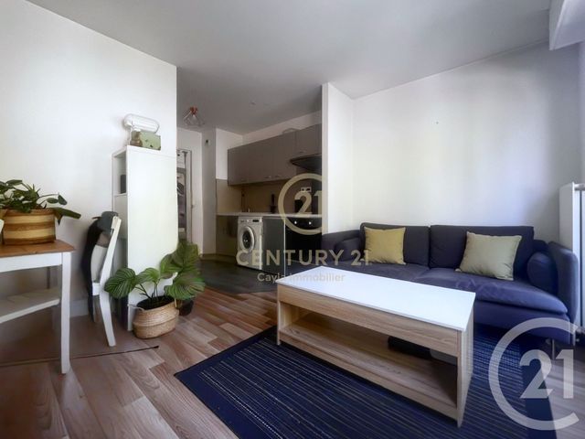 Appartement F2 &agrave; louer - 2 pi&egrave;ces - 28,53 m2 - Suresnes - 92 - ILE-DE-FRANCE