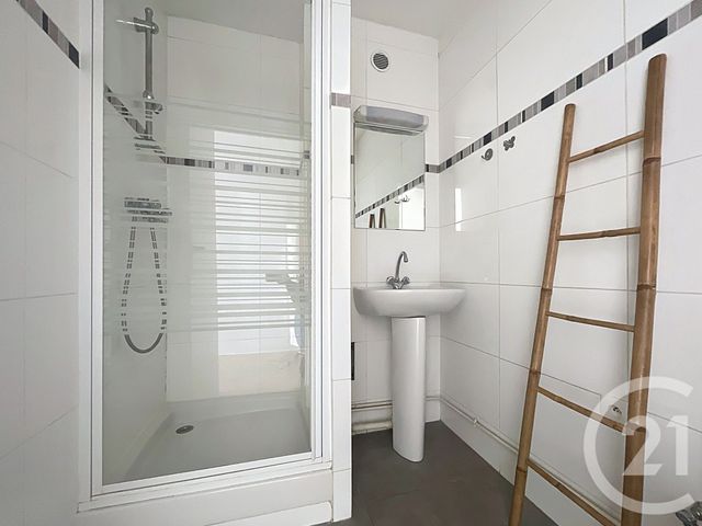 Appartement F1 &agrave; louer - 1 pi&egrave;ce - 20,41 m2 - Puteaux - 92 - ILE-DE-FRANCE