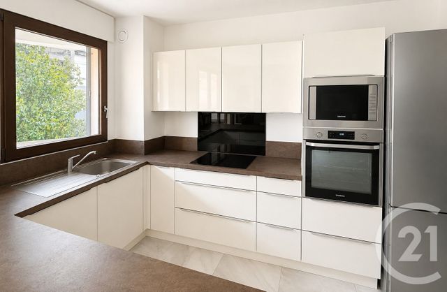 Appartement F2 &agrave; louer - 2 pi&egrave;ces - 50,10 m2 - Puteaux - 92 - ILE-DE-FRANCE
