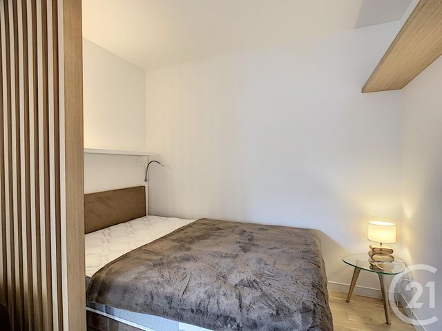 Appartement F1 &agrave; louer - 1 pi&egrave;ce - 30,50 m2 - Puteaux - 92 - ILE-DE-FRANCE