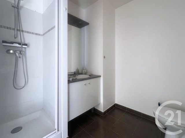 Appartement F1 &agrave; louer - 1 pi&egrave;ce - 27,22 m2 - Puteaux - 92 - ILE-DE-FRANCE