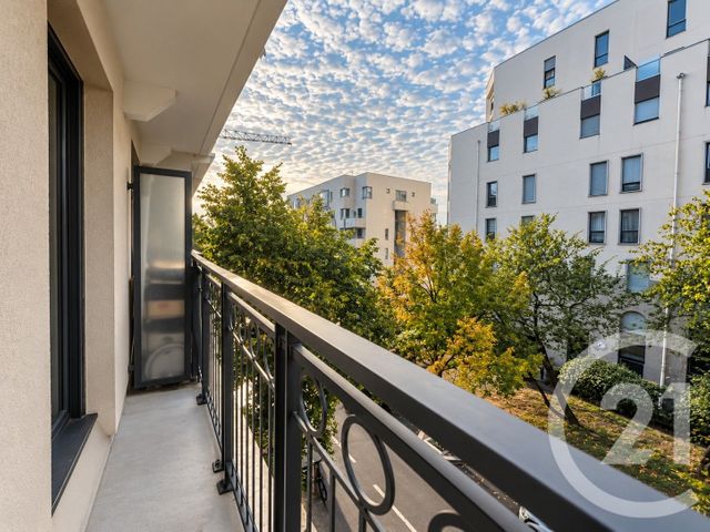 Appartement F3 &agrave; louer - 3 pi&egrave;ces - 62,70 m2 - Puteaux - 92 - ILE-DE-FRANCE